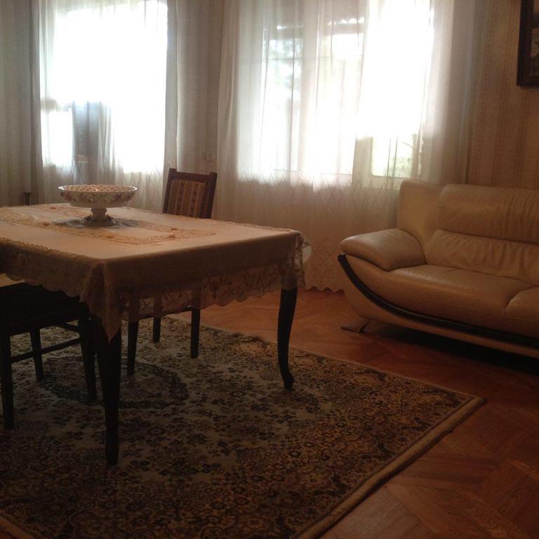 Guest House Gzirishvili Kvareli Extérieur photo