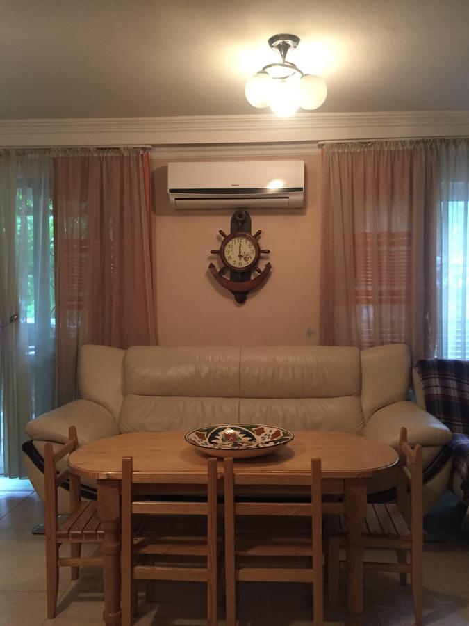 Guest House Gzirishvili Kvareli Extérieur photo